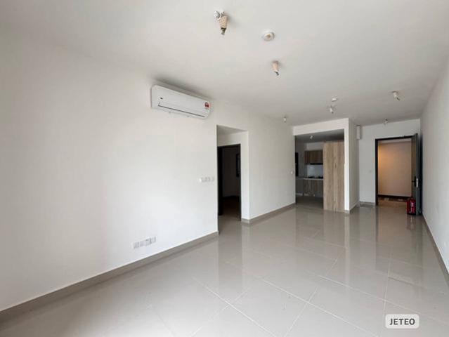 Arinna Condo Kemuning Utama Ground floor Semi furnished 2 Carpark