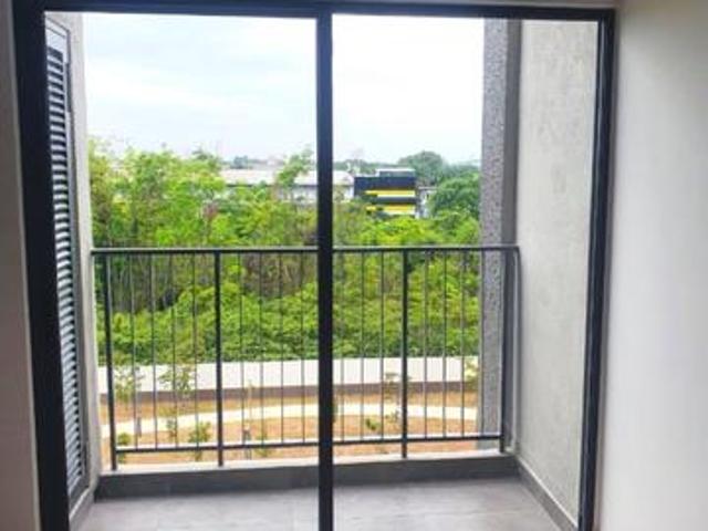 Arinna Condominium Kota Kemuning 1011 sqft 2 car park for sale