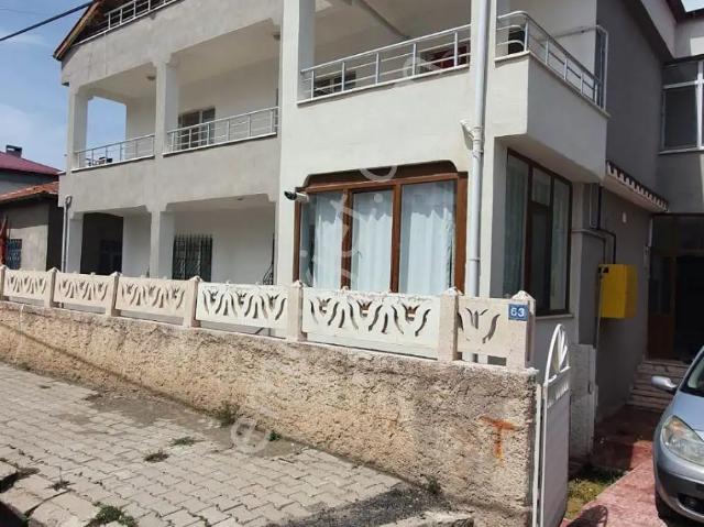 Şarkışla Hsk Rönesans Emlaktan Gültekin Mahallesinde Müstakil 2 Katlı Ev