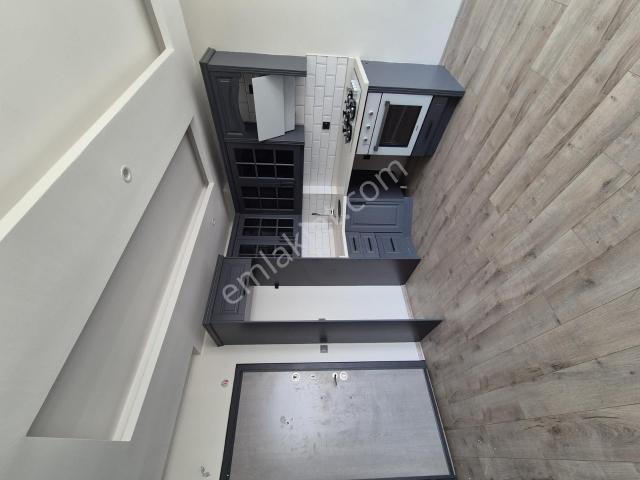 Çarkıpare'de 1+1 Park Karşısı Site İçi Yatırımlık Satılık Daire