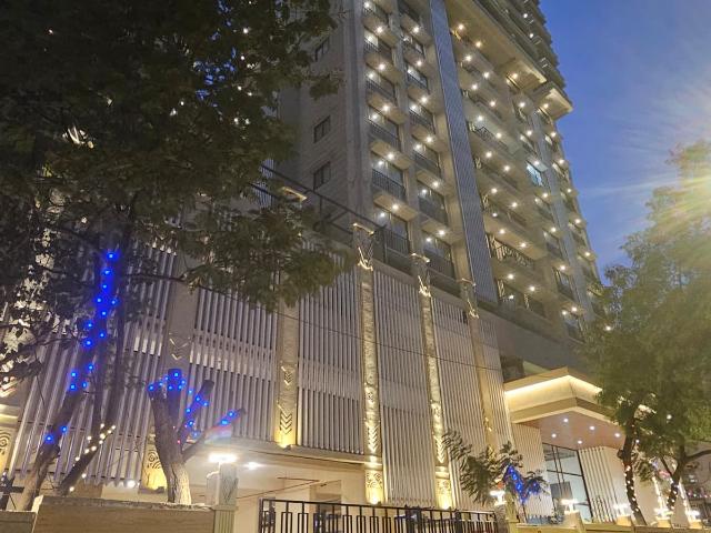 Arkade Aura 3 Bedroom 1217 Sq. Ft. Apartment in Santacruz West Mumbai Listing ID: #8704