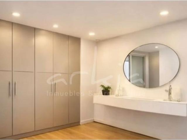ARKIA ESTUDIO ofrece piso en venta en CAMPANAR EL CALVARI
