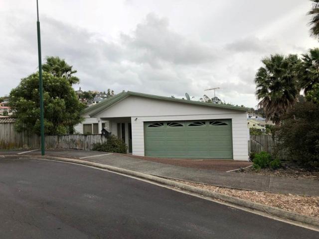 arkles bay, 3 bedrooms