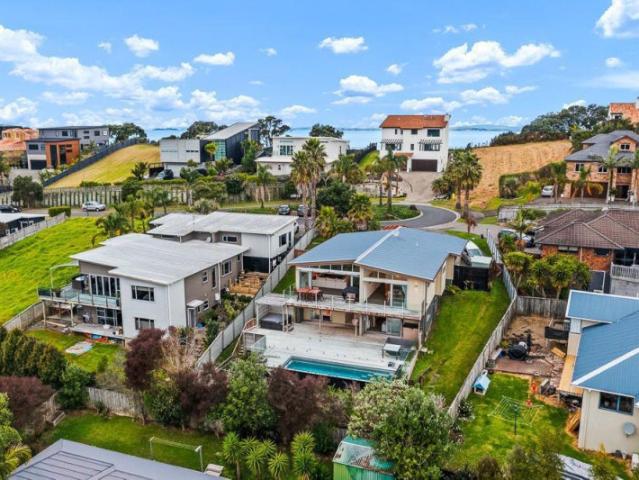 arkles bay, 4 bedrooms