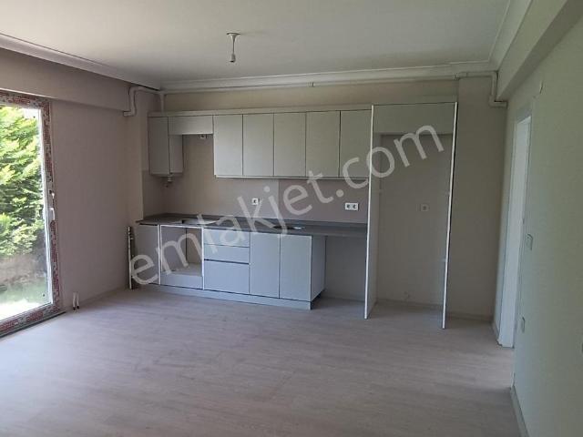 Şarköy Cumhuriyet Mahallesi'nde Sıfır 2+1 Çift Balkon Yazlık