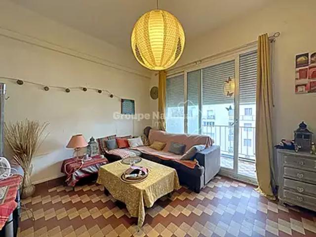 Arles 13104 Achat / Vente appartement 3 pièces t3 au dernier étage cave