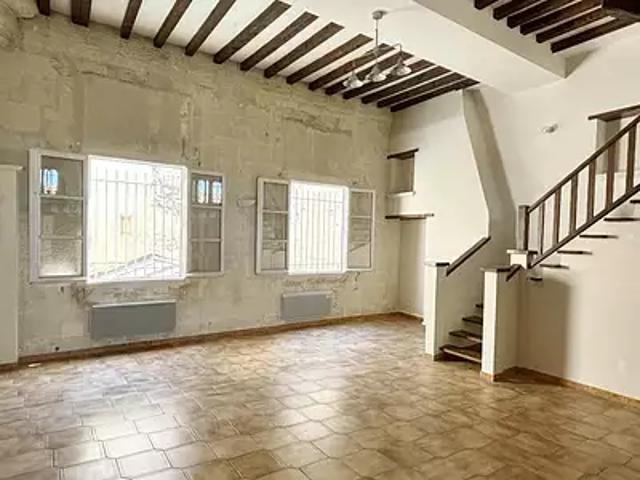 Arles 13200 Achat / Vente appartement 4 pièces t4