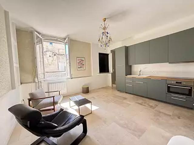 Arles 13200 Achat / Vente appartement 2 pièces t2