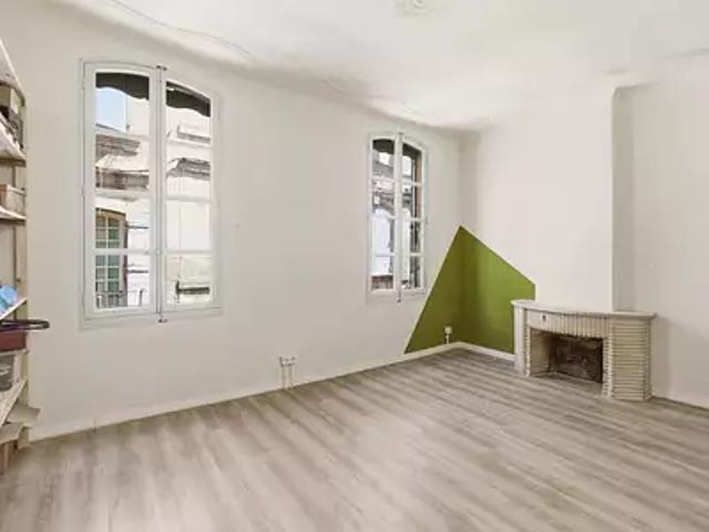 Arles 13200 Achat / Vente appartement 2 pièces t2 au dernier étage