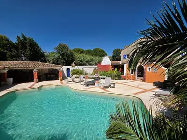 Arles 13200 Achat / Vente maison 11 pièces t11
