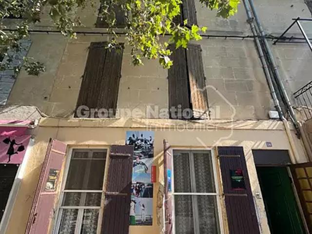 Arles 13200 Achat / Vente maison 8 pièces t8 au dernier étage