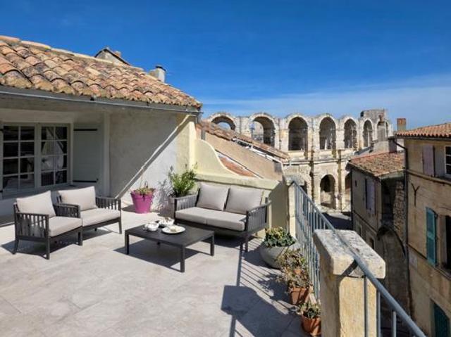 Arles centre ville quartier la Hauture maison avec vue sur l
