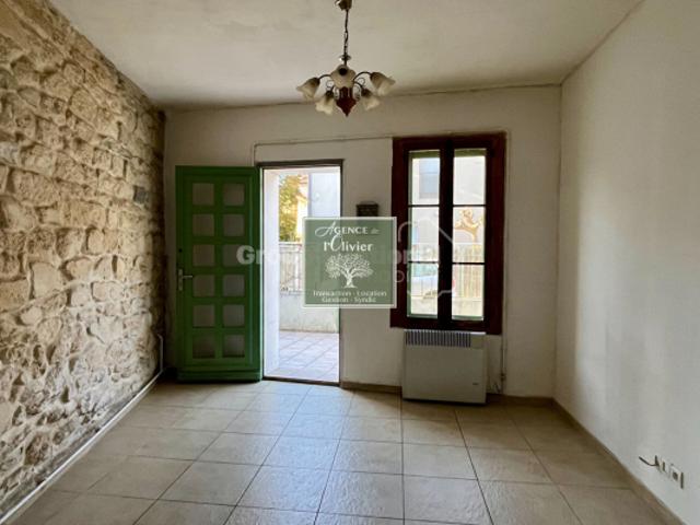 ARLES. Maison de ville Mouleyres