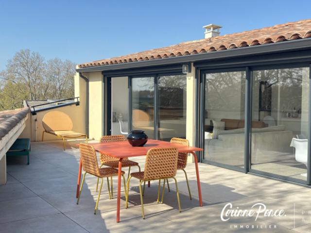 ARLES P3 DE STANDING 137 M2 DERNIER ETAGE ASCENSEUR GARAGE