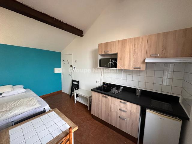 Arles quartier roquette, Studio de 15 m² meublé