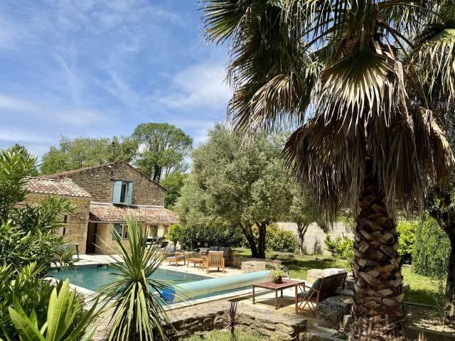 Arpaillargues Et Aureillac, Propriété: mas de caractère 343m² Arpaillargues et Aureillac