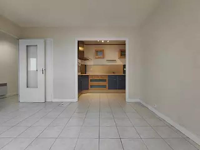 Arpajon sur Cère 15130 Achat / Vente appartement 2 pièces t2 cave parking