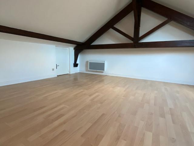 ARPAJON 2 pièce s 36.16 m2