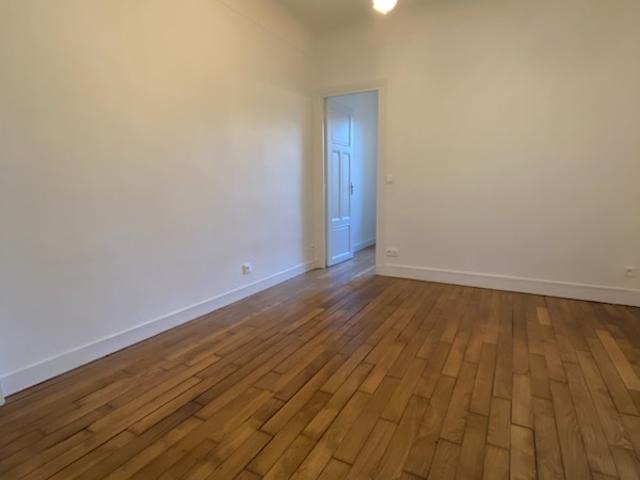 ARPAJON 2 pièce s 36.16 m2
