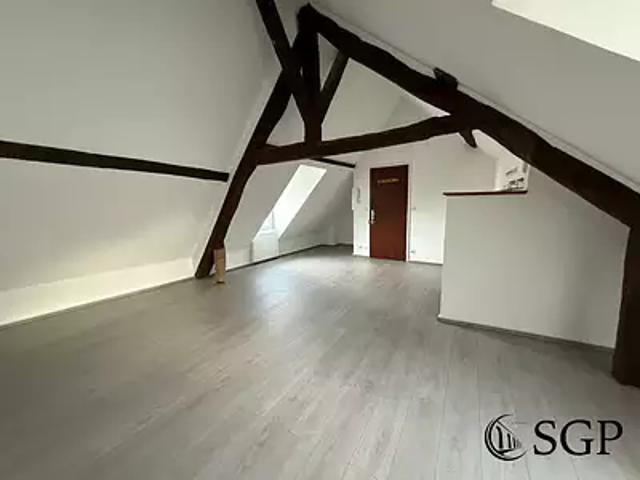 Arpajon 91290 Achat / Vente appartement 2 pièces t2 au dernier étage