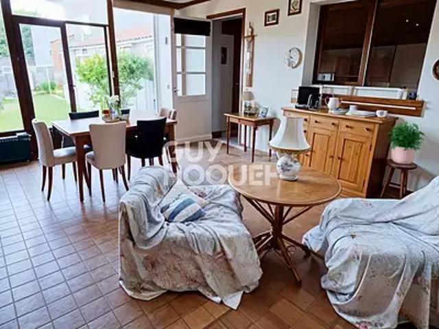 Arques 62510 Achat / Vente maison 9 pièces t9 au dernier étage