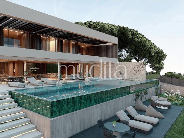 Arquitectura contemporánea frente al horizonte