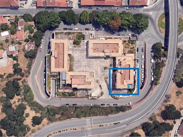 Arrecadação à venda em Ponte de Frielas