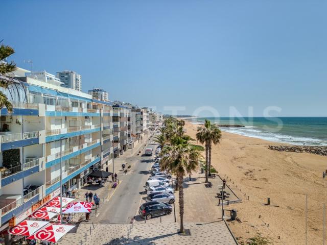Arrecadação / Armazém Avenida Infante Sagres, Quarteira