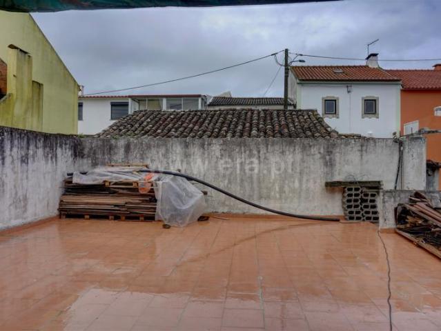 Armazém, Reguengo Grande, Lourinhã | BPI Expresso Imobiliário
