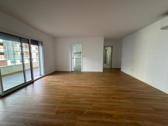 Arrenda se apartamento T3, a estrear, no Montijo