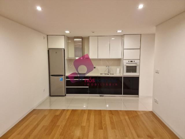 Arrenda se Apartamento T 1 em Nogueira