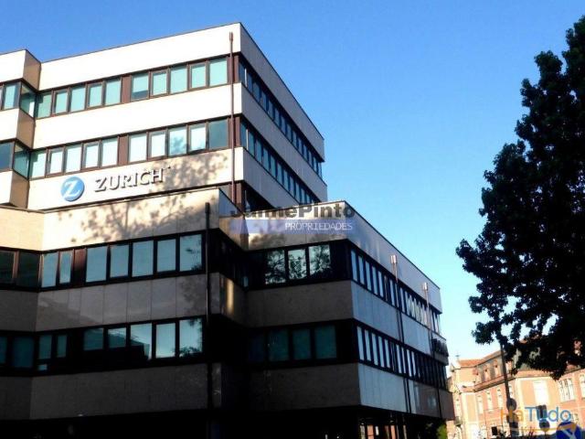 Arrenda se Escritório/Loja, Porto, Cedofeita, próximo Rot. Boavista. Portugal, Porto. | 26063798810