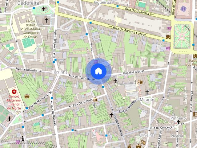 Arrenda se quarto na rua Cedofeita a 50 m da Fac Direito