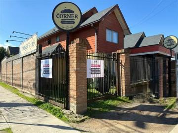 Arrendamos amplio local con excelente ubicacion comercial | 4 espacios por clp 2500. 00 en Talca