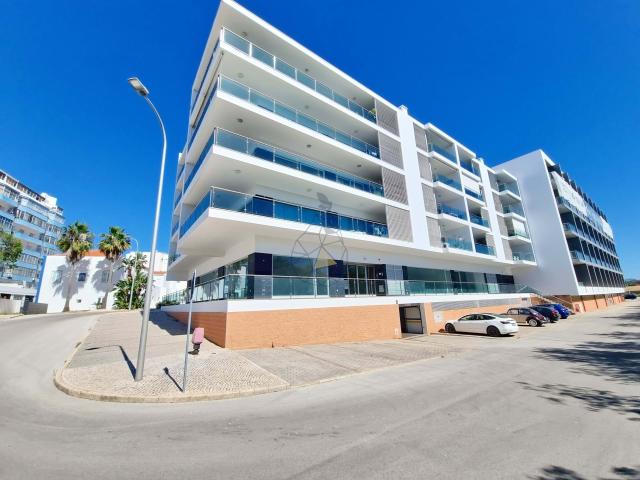 Arrendamento Anual T3 de Luxo com Vista Rio em Portimão, Portimão, Zona Ribeirinha