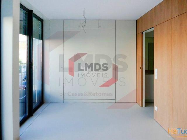 Arrendamento Apartamento T0 com Varanda Rua de Pedro Hispano | 26074096136
