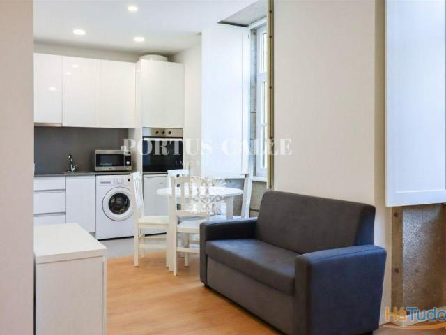 Arrendamento apartamento T0 na Cordoaria no centro do Porto. | 26074087414