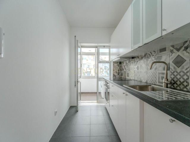 ARRENDAMENTO Apartamento T1+1 Duplex Bonfim