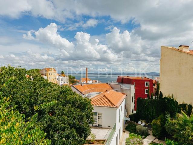 Arrendamento Apartamento T2 Santa Maria Maior Lisboa