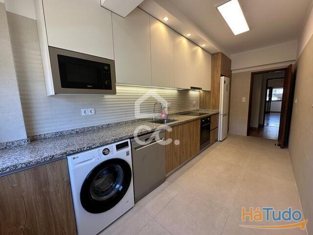 Arrendamento Apartamento T3 | 26084097718