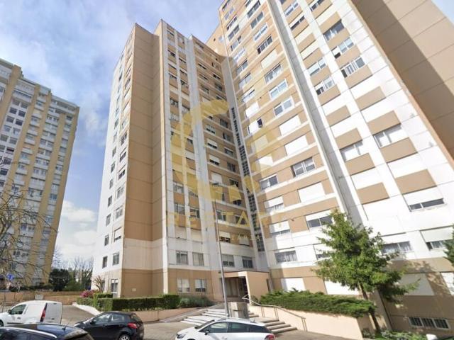 Arrendamento Apartamento T3 renovado Ramalde