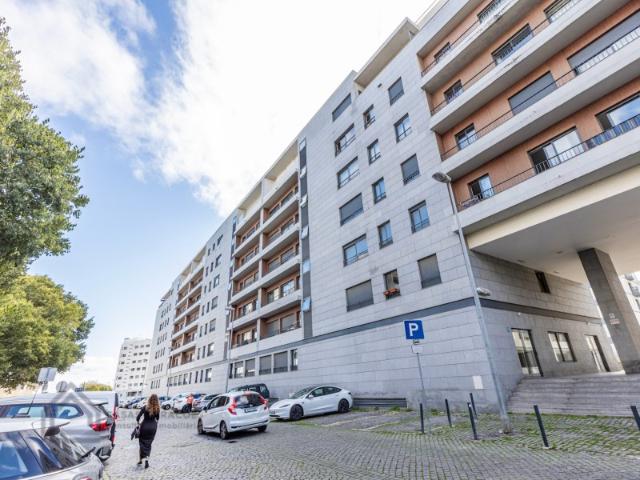 Arrendamento de Apartamento T2 na rua Comandante Cousteau