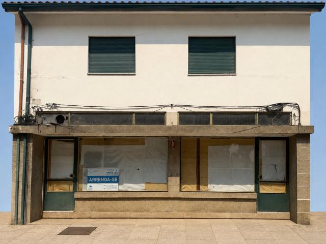 Arrendamento de Espaço Comercial Versátil no Centro de Carrazeda de Ansiães