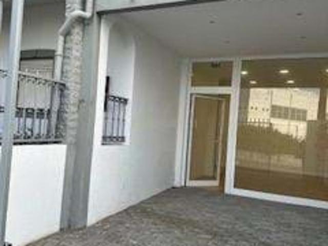 Arrendamento de espaço comercial na Rua Principal, 310A em SDR