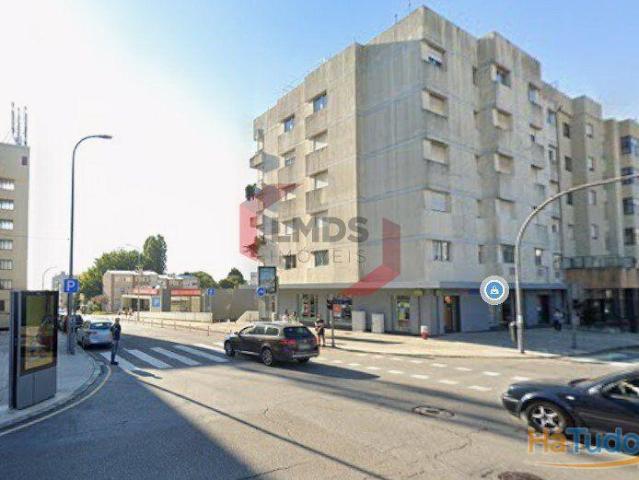Arrendamento de Loja na Rua Serpa Pinto / Constituição | 26084079062