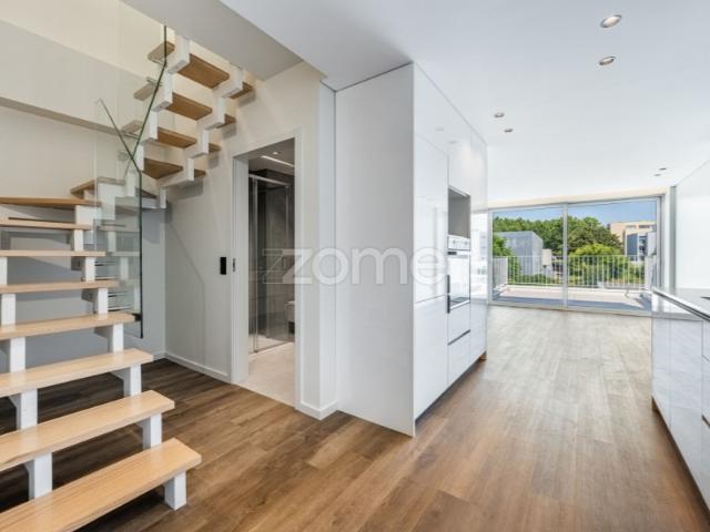 Arrendamento | Duplex T1+1 Novo | Suite | 3 Varandas | Braga Centro