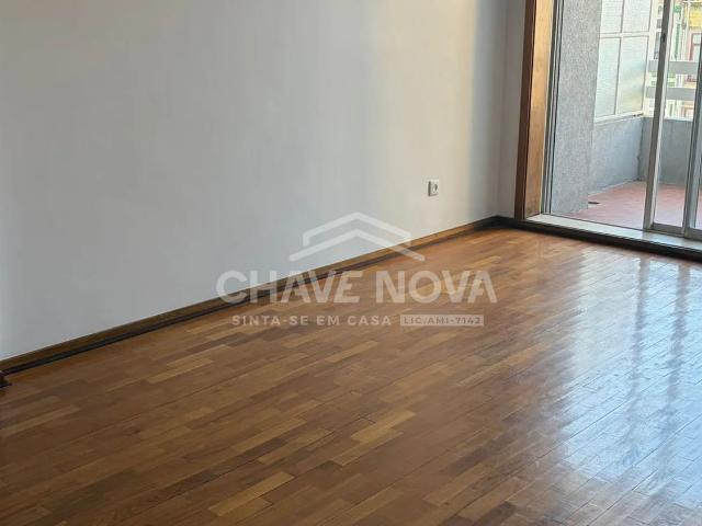 Arrendamento T3 no Porto centro