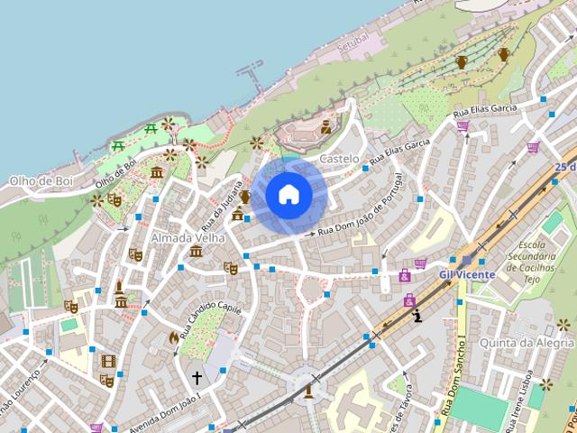 Arrendo apartamento em Almada Velha