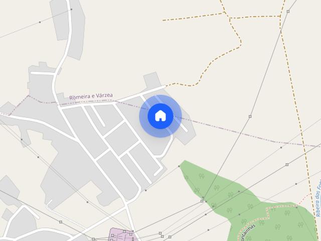 Arrendo quarto partilhado em Santarem Norte