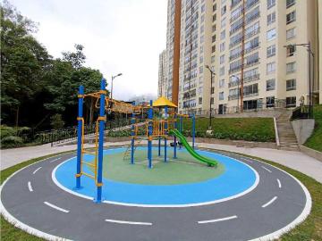 Arrienda Apartamento Amoblado 2 alcobas Los Alcazares Manizales